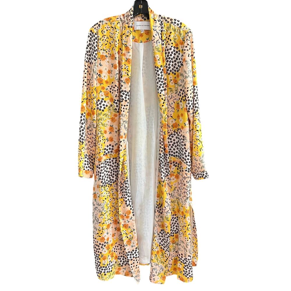 cupcakes & cashmere Yellow Floral and Black Dot Duster - Picture 4 of 7